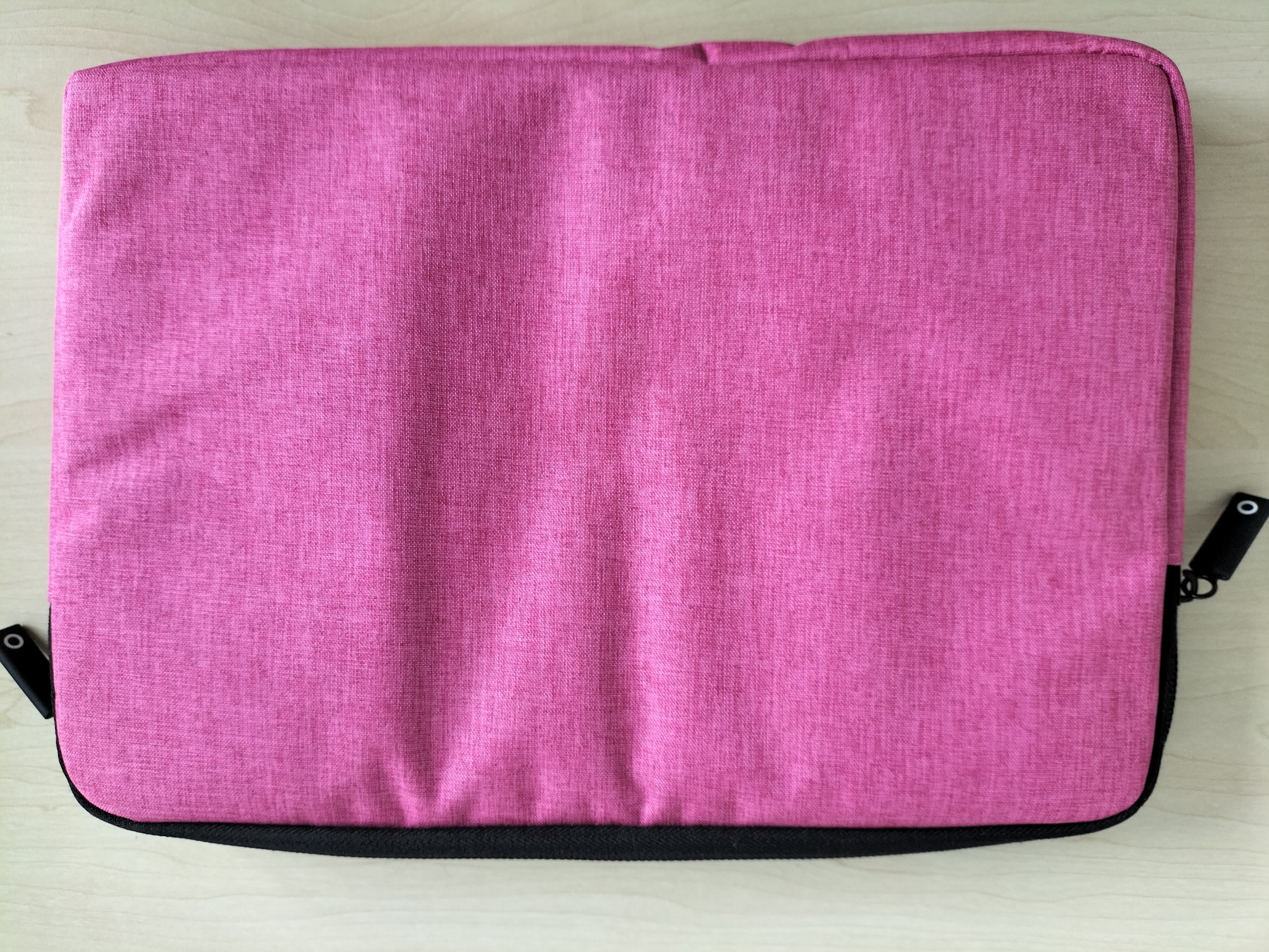 OKADE Laptop/Tablet Tasche - 10 Zoll -11,6 Zoll verschiedene Farben: Pink, Schwarz
